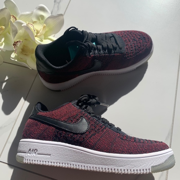 Nike | Air Force 1 Flyknit Low W6.5 - Picture 7 of 10